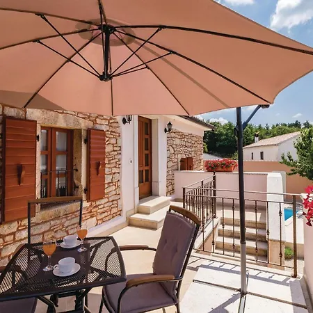 Semesterbostad Three-bedroom In Pazin