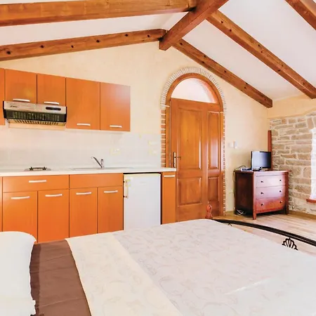 Three-bedroom In Pazin